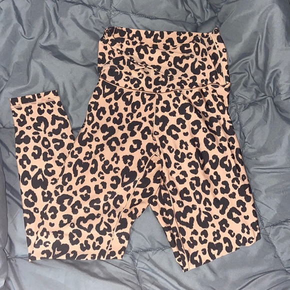 Aerie offline twist leggings - Picture 3 of 4